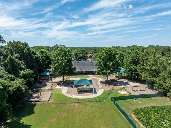 Oak Grove Academy is an Award-Winning, Nurturing Preschool In Alpharetta, GA