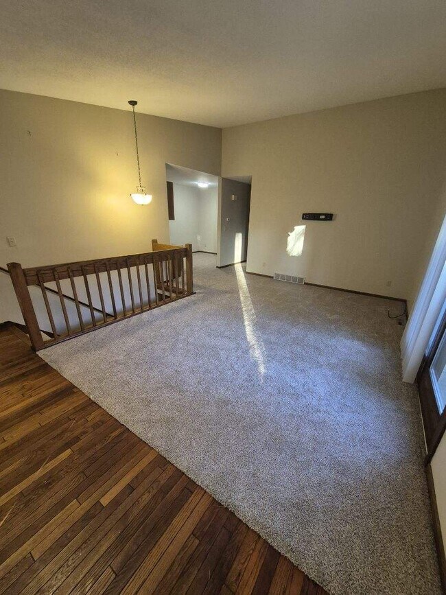 4908 Russell St, Midland, MI 48640 - photo 7