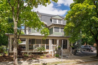 44 Winslow Rd, Brookline, MA 02446