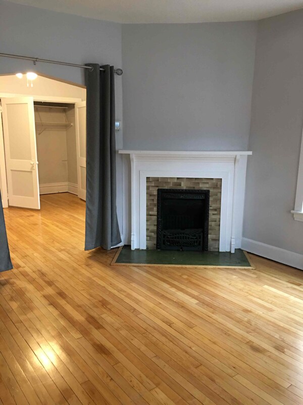 1207 E 4th St unit 1207, Duluth, MN 55805 - photo 2