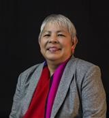 Nelia Woods