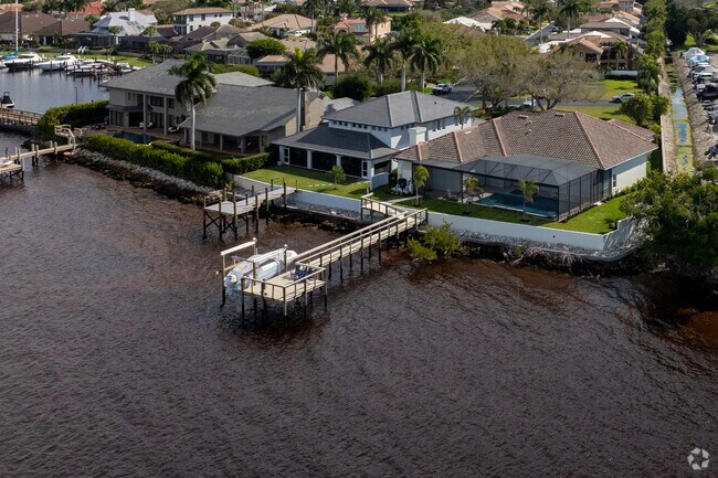 Homes along the shoreline in McGregor have large peer docs reaching out into the bay.