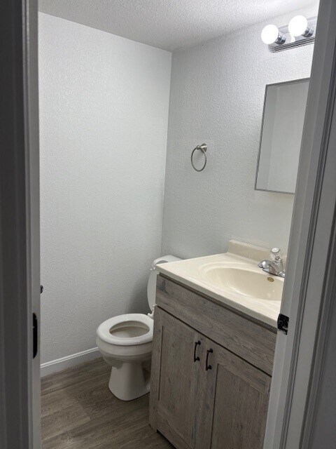 Candlelight Apartments & Condos, Mount Orab, OH 45154 - photo 4