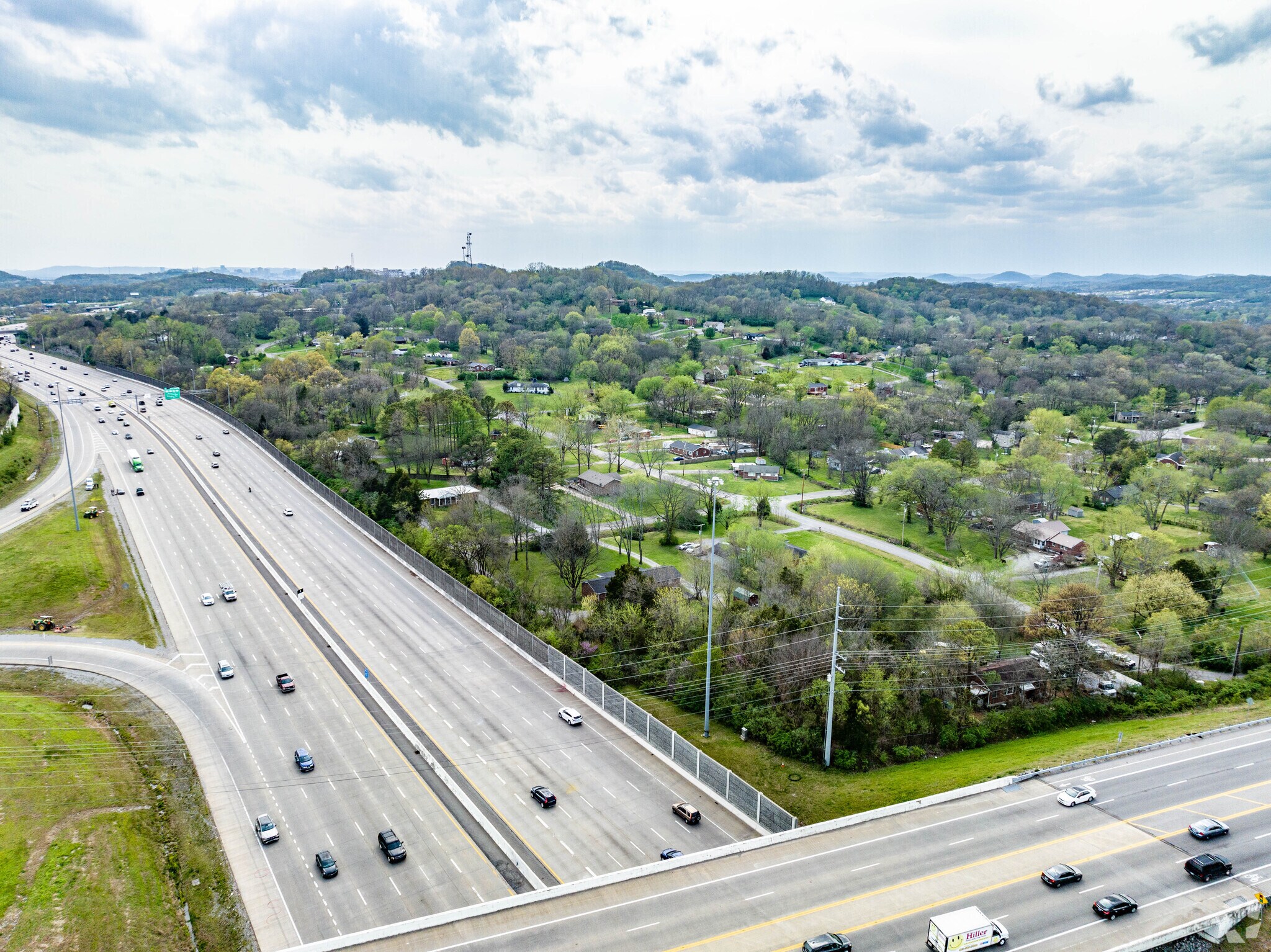 The Dickerson Road neighborhood reside along the main I-65 expressway in Nashville, TN.