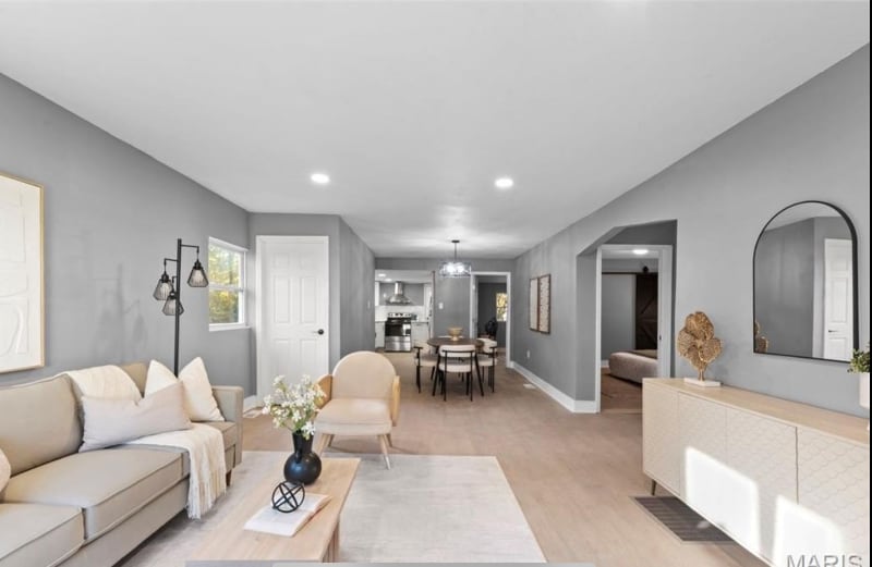 3221 Suncrest Ave, Saint Louis, MO 63122 - photo 1