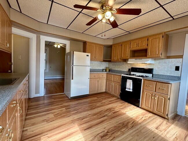 6 Trull St unit 1, Somerville, MA 02145 - photo 2