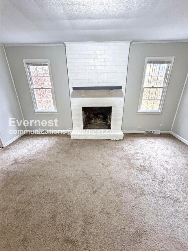 561 Brightsfield Ct, Rural Hall, NC 27045 - photo 6