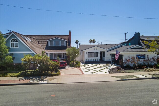 Homes in Island Village care about beautiful landscaping.