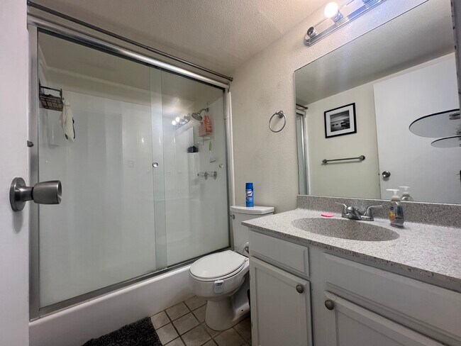 3930 University Center Dr unit 60, Las Vegas, NV 89119 - photo 7