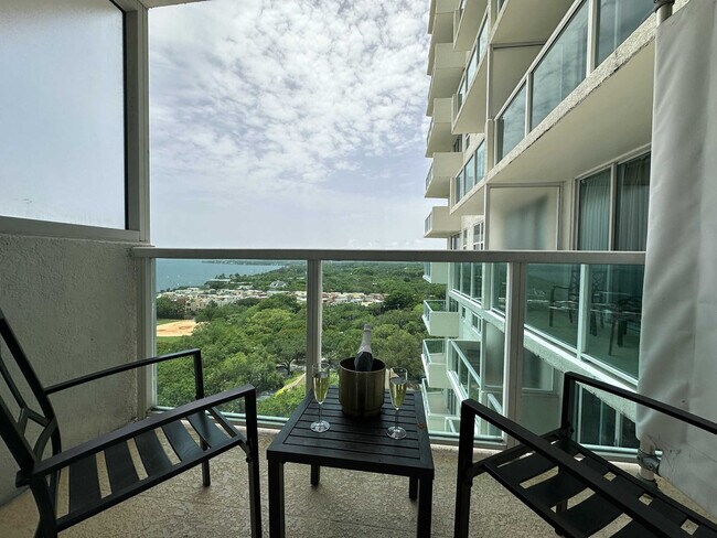 2889 Mcfarlane Rd unit ID1240597P, Miami, FL 33133 - photo 6