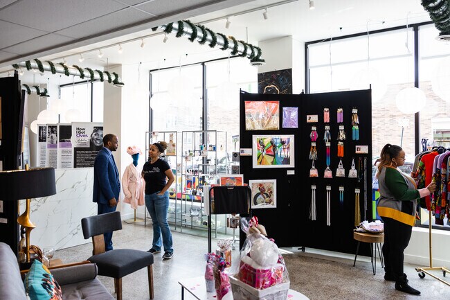 Artists on the 9 is an amazing space featuring local artists in Chatham.