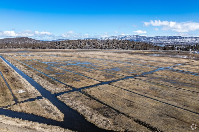 Surrounding most of Klamath Falls is the main industry of farming.