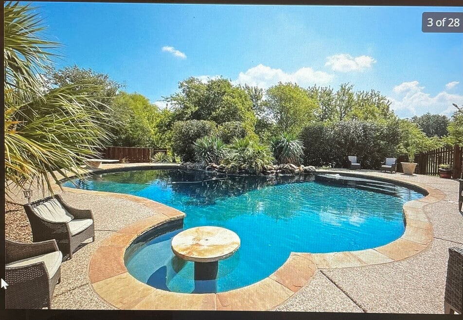 Pool, walking trails, Lake and bike trails