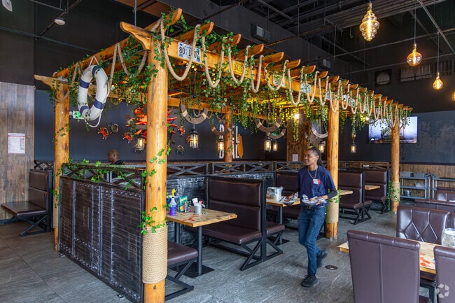 Hook & Reel offers great drinks, food, and instagrammable vibes throughout the store.