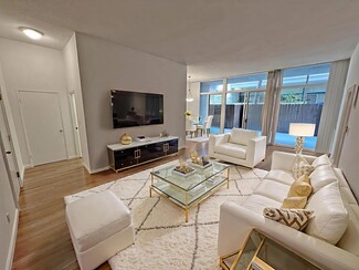 11936 Darlington Ave Unit 101, Los Angeles, CA 90049