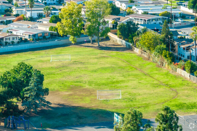 Your kids will enjoy learning in the inspring atmosphere of Foothill Knolls STEM Academy.