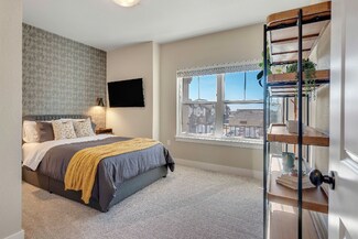 285 High Point Dr, Longmont, CO 80504