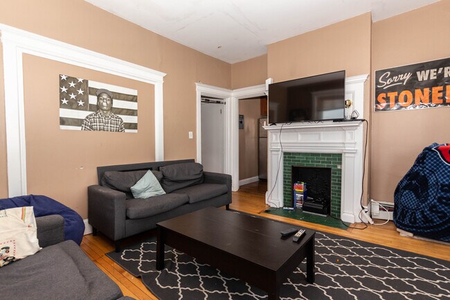 183 Harvard Ave unit 7, Allston, MA 02134 - photo 4