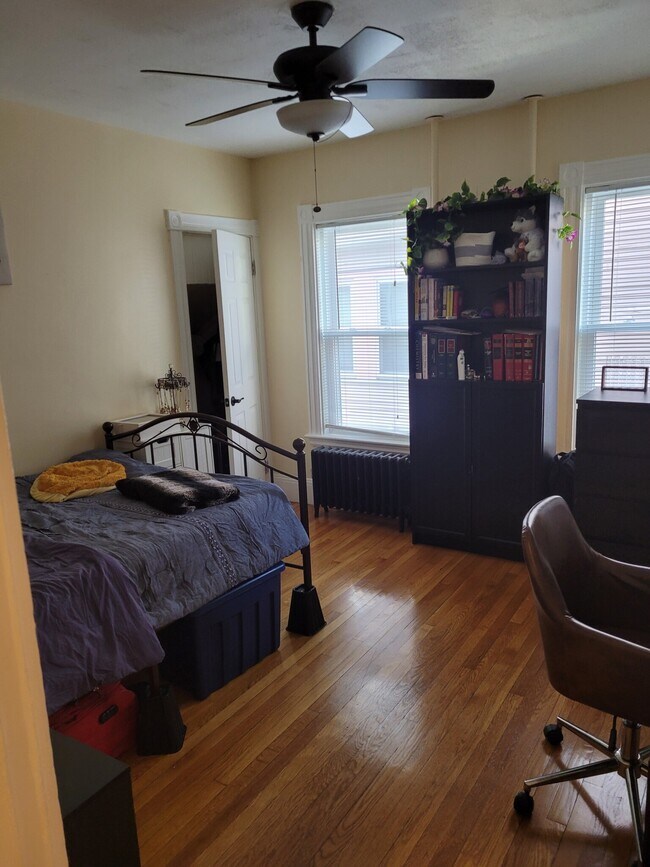 42 Gorham St unit 1, Somerville, MA 02144 - photo 4