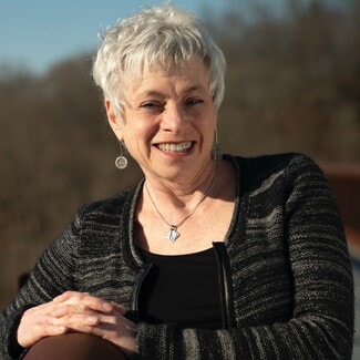 Carol Garfinkel- Associate Brok