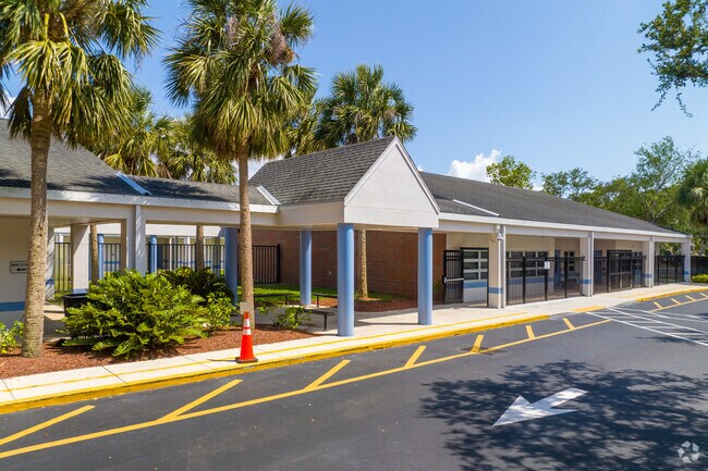 Edgewood Academy in Fort Myers rates 8 out of 10 in student progress year to year.