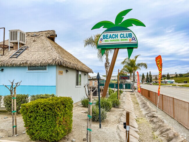 Enjoy a delicious burger at the Beach Club near Friant.