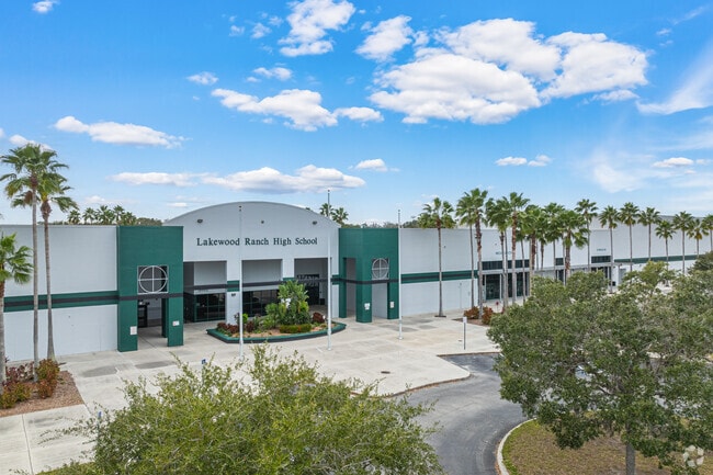 Lakewood Ranch High School has 2,429 students in grades PK, 9-12.