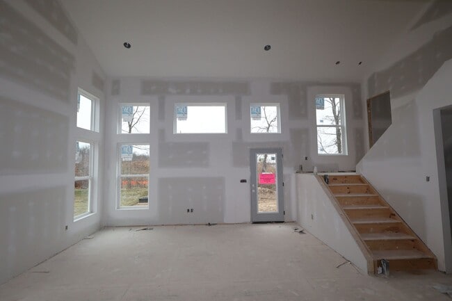 320 Cherry Hills Rd, Commercial Point, OH 43116 - photo 2