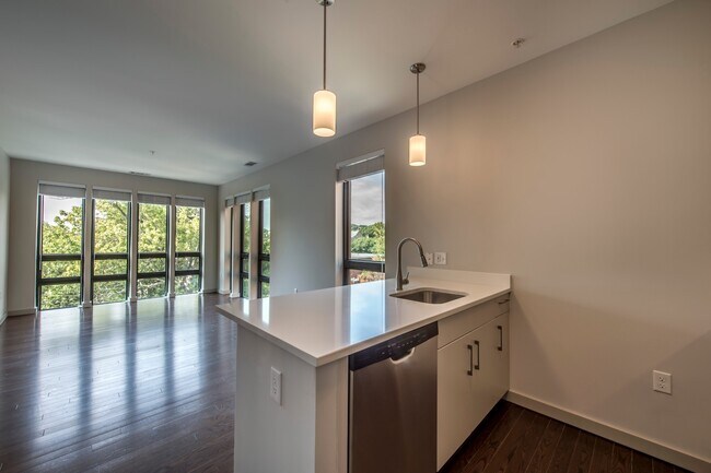 24 Marion St unit 404, Brookline, MA 02446 - photo 3