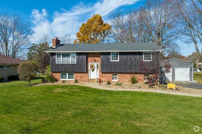 Split level homes are common in Ohioville.