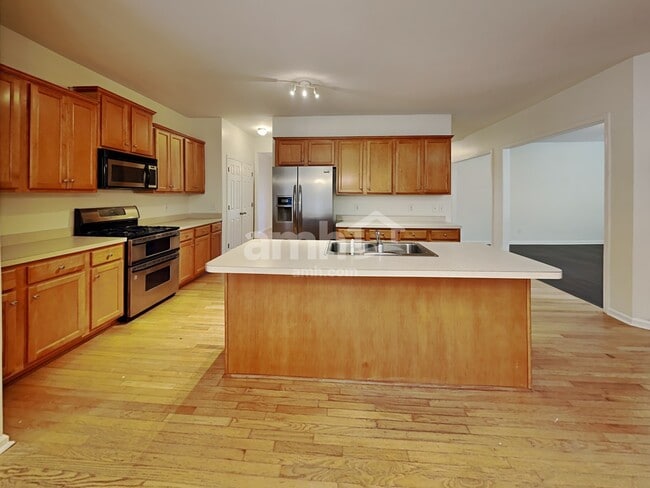 3063 Woodbridge Ln, Canton, GA 30114 - photo 3