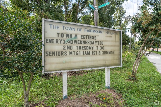 A welcome sign in the town of Fairmount Heights.