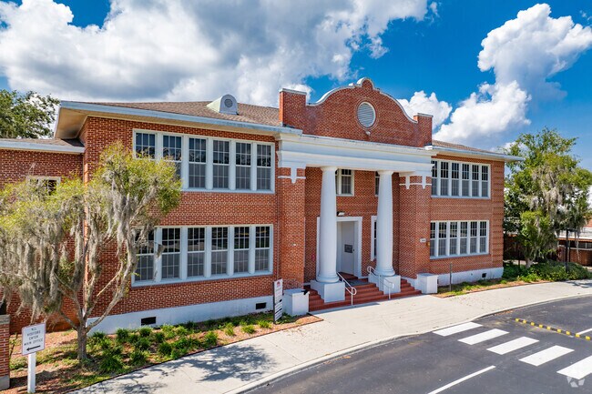 Crystal River Middle School has the classic red brick style.