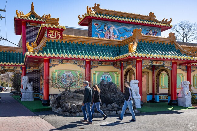 The spectacular exterior of Hunan Taste Chinese Restaurant in Denville, Boonton Township, is matched by the interior and exceeded by the menu.
