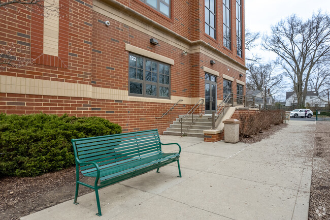 King Community Learning Center challenges students by offering an all-encompassing curriculum.