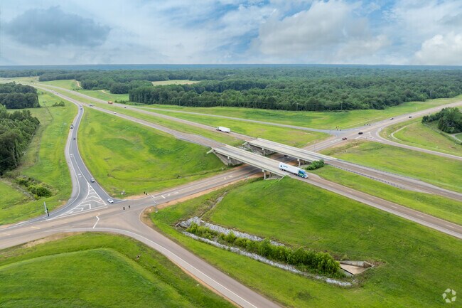 For destinations east or west, hop on Interstate 269 in Lewisburg.