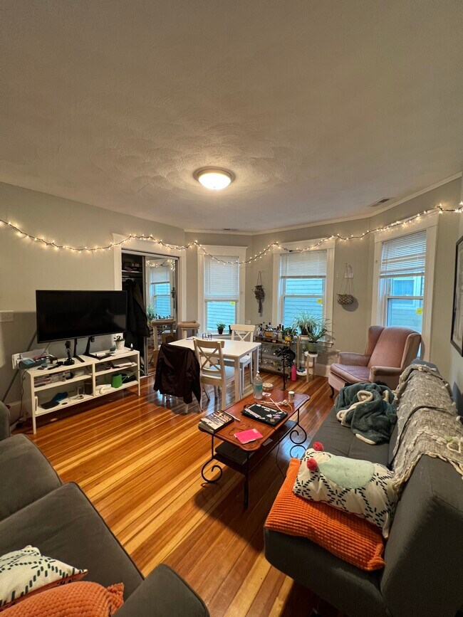 307 Highland Ave unit 1, Somerville, MA 02144 - photo 7