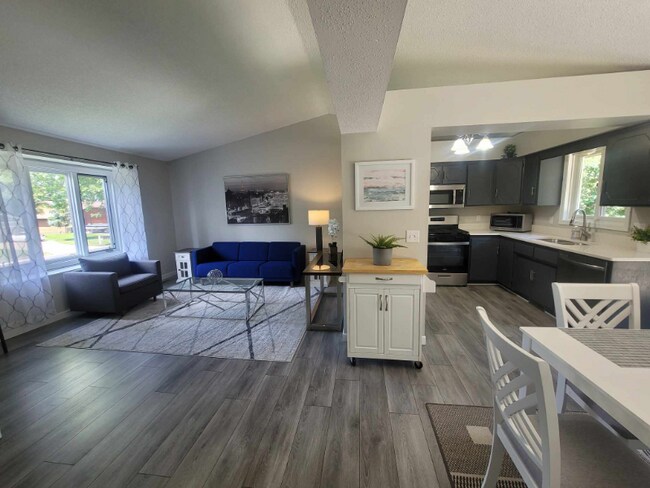 1 Verdin St NW, Coon Rapids, MN 55448 - photo 4