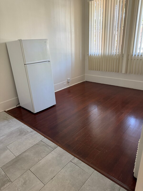 1114 Poinsettia Dr Unit 2, West Hollywood, CA 90046