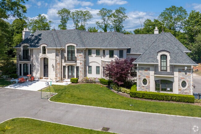 Large mansion properties are found all over Brookville.