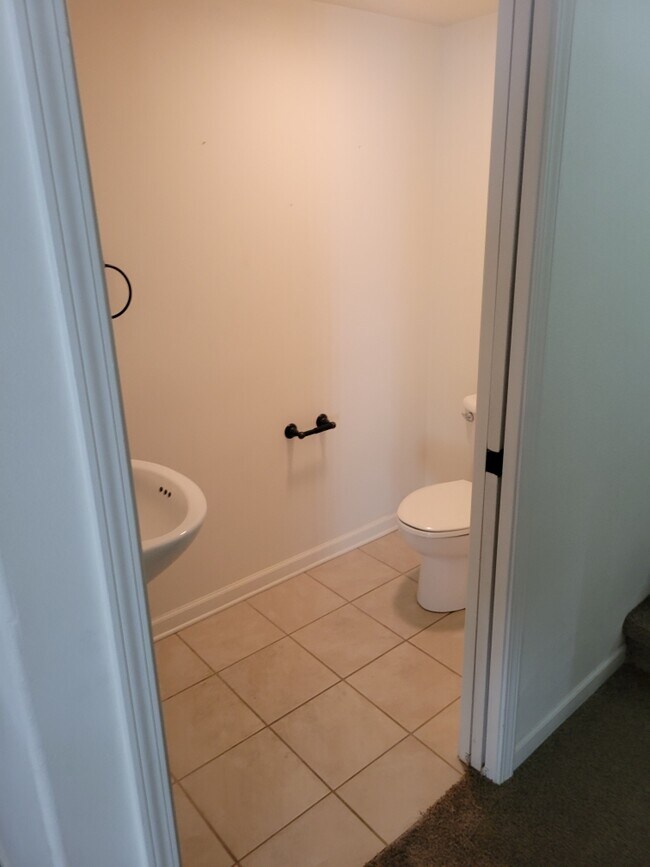 1849 Red Bertrand Ct, Sioux City, IA 51105 - photo 7