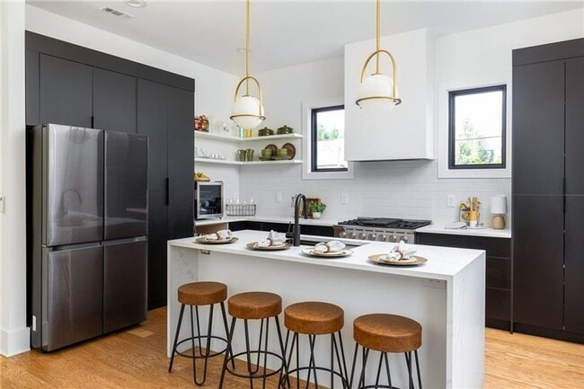 239 Lowry St NE, Atlanta, GA 30307 - photo 3