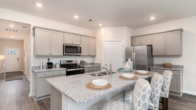 156 Cottage Red Ct, Conway, SC 29527 - photo 2