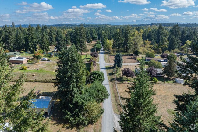 Enjoy a rustic feel with nearby amenities in South Creek.