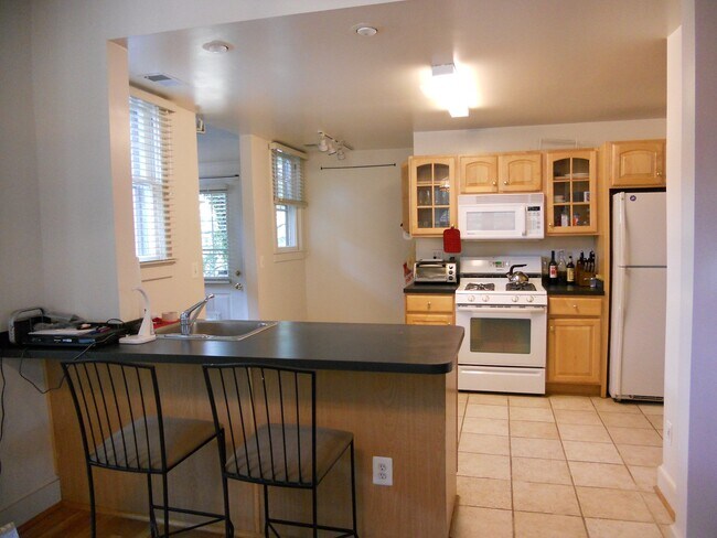 6604 1st St NW unit 1, Washington, DC 20012 - photo 7