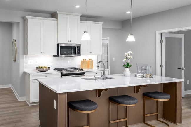 Potomac Shores - Elevator Condos unit 501, Dumfries, VA 22026 - photo 3