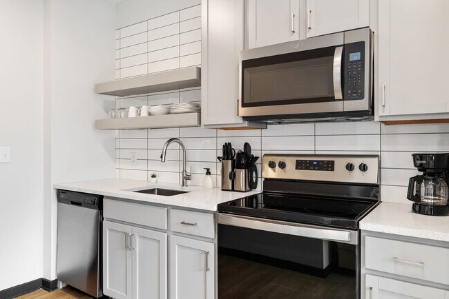 423 E Michigan St unit ID1026464P, Indianapolis, IN 46204 - photo 7