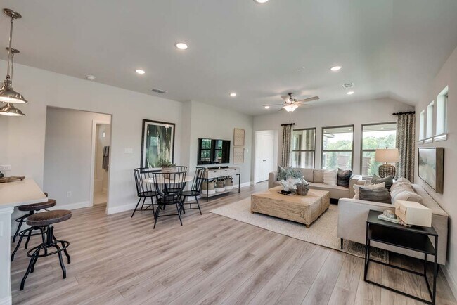 1628 Macadamia Ct unit 36048095, Aubrey, TX 76227 - photo 5