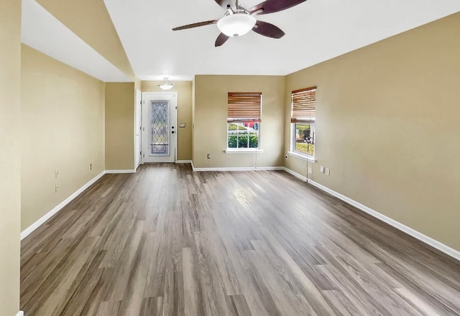 11662 Pleasant Creek Dr, Jacksonville, FL 32218 - photo 4