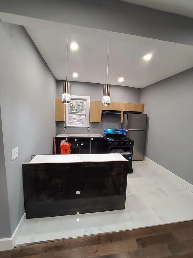 97 Brookdale Ave Unit 4, Newark, NJ 07106